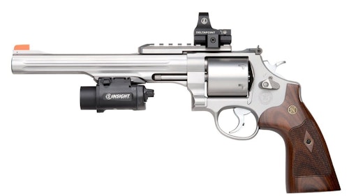 Smith & Wesson Model 629. 44 Magnum